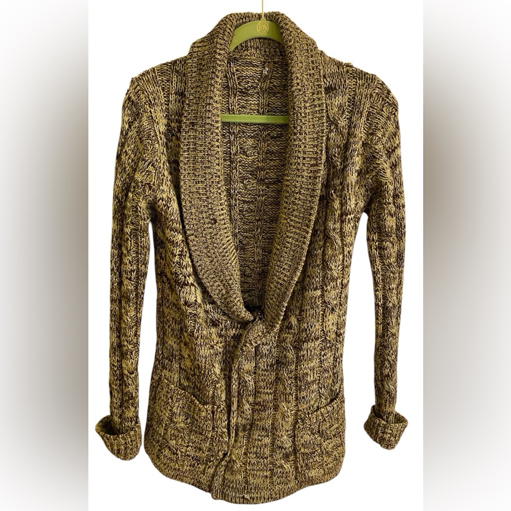 CHUNKY KNIT CARDIGAN SWEATER